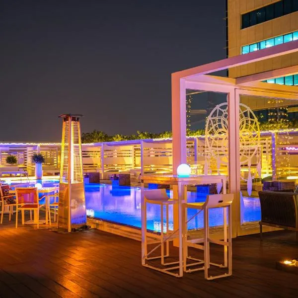 Media One Hotel, hotel v Dubaji