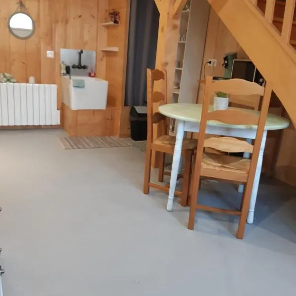 Le poulain ranch 2, hotel v destinaci Toulouse-le-Château