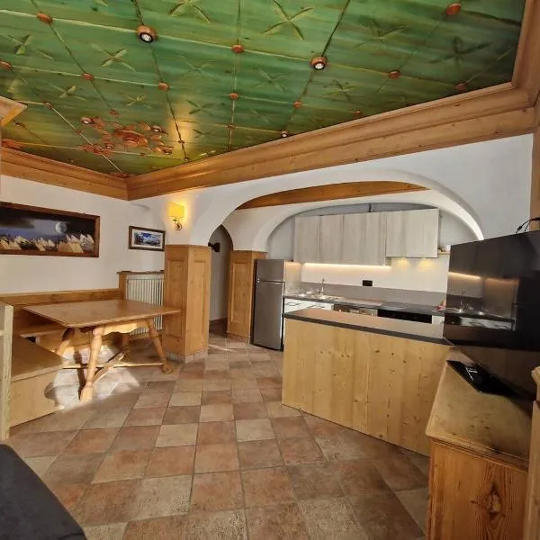 Dolom Love Larice PadolaDolomiti, Hotel in Padola