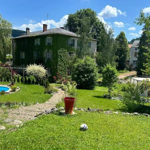 Le CLOS BOURBON, hotel v destinaci Ferrières-sur-Sichon