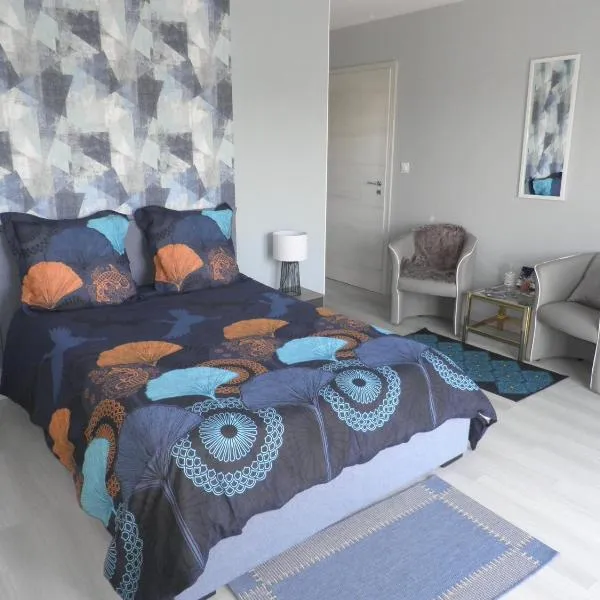 Grande chambre à louer, hotel v destinaci Steinbrunn-le-Haut