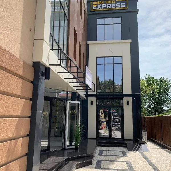 Urban Hotel EXPRESS, khách sạn ở Ungheni