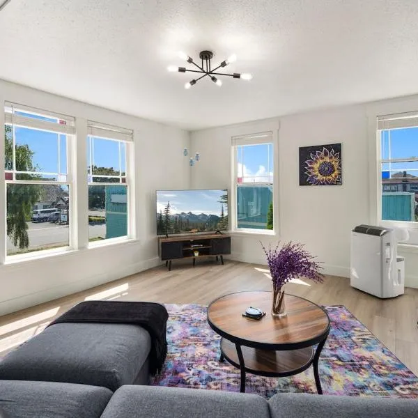 Stanwood's Premier Stay, Luxury & History, hotel in Stanwood