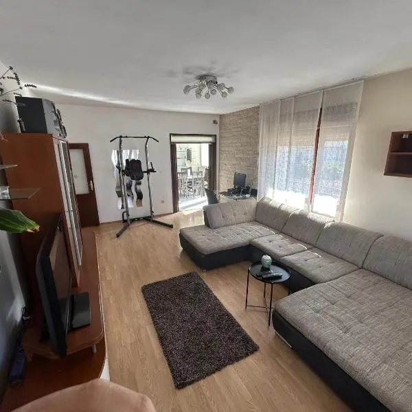 Split Breeze Apartment, Hotel in Podstrana