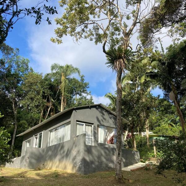 Chalé Frente Represa