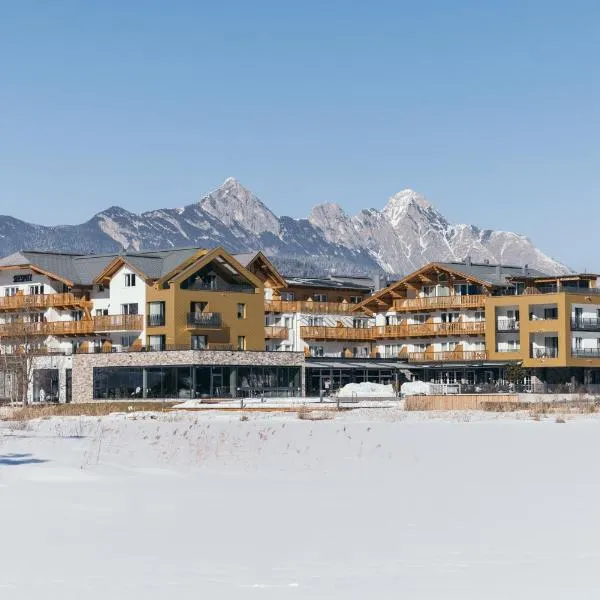Hotel Seespitz Superior - Adults Only, ξενοδοχείο στο Ζέεφελντ, Τιρόλο