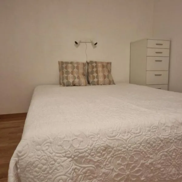 Cozy flat in the heart of Bergen, hotelli Bergenissä