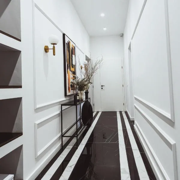 Royal Central Apartments, hotel in Zagreb