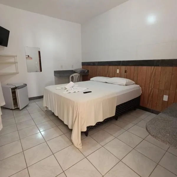 Pousada Lorenise, hotel v destinaci Guriri