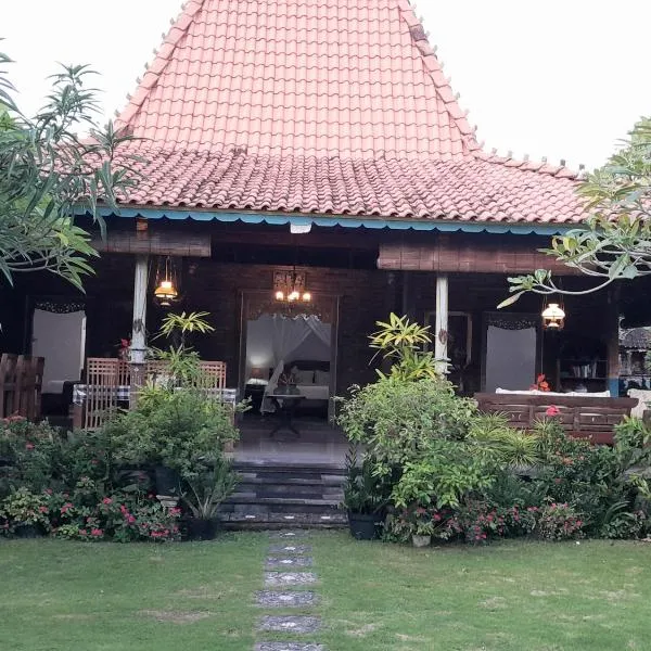 Pondok Dauh Ancak Kelating Guest House, viešbutis mieste Krambitan