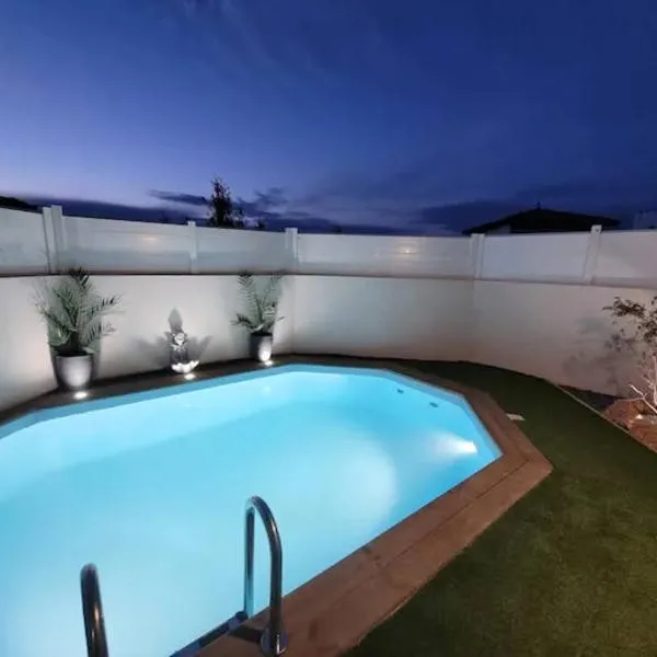 Logement indépendant "Les Coquelicots", terrasse proche des plages et Montpellier, hotel v destinácii Juvignac