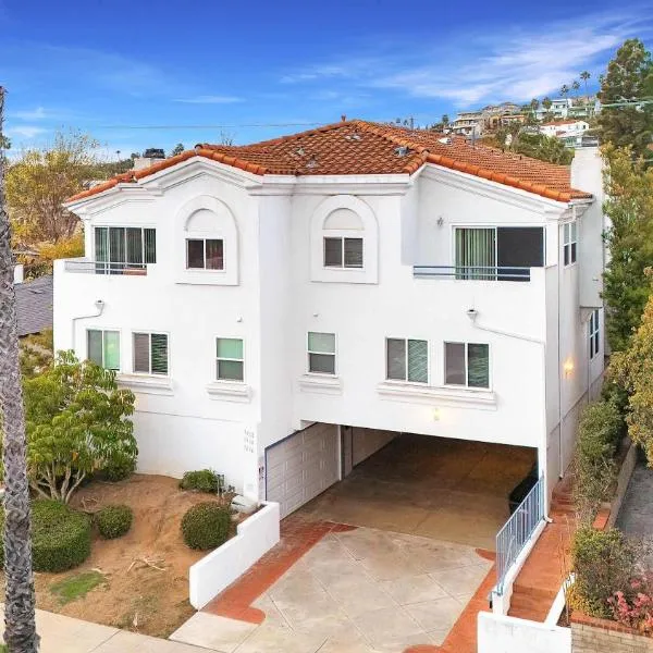 Walk to the Beach Stylish Coastal Retreat