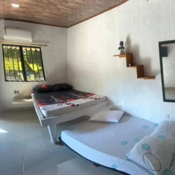 Hospedaje Luz d' Luna, hotel v destinaci Puerto Triunfo