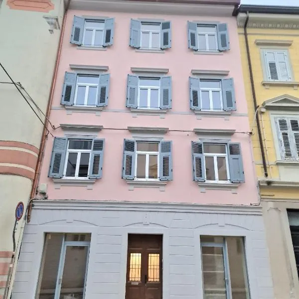 TORTORELLA Apartments, hotel em Gorizia