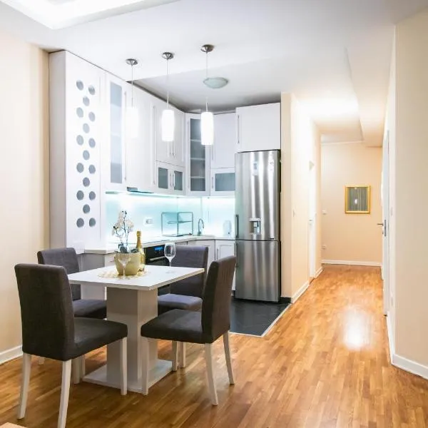 Angelina city LUX apartment with garage, ξενοδοχείο στο Βελιγράδι