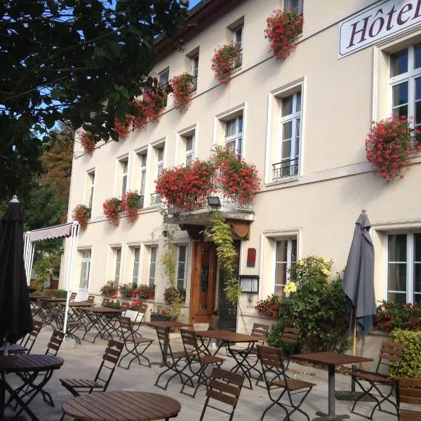 Le Clos De Mutigny, hotel in Marson