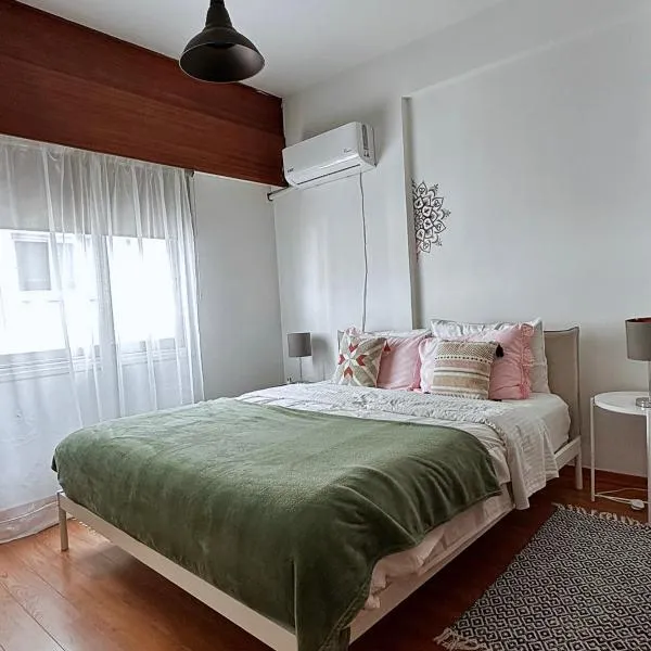 Comfortable Engomi Apartment, hotel in Pano Lakatamia
