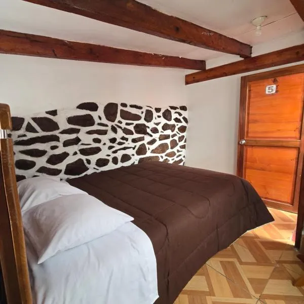 Apu Ayacco, hotel v destinaci Ollantaytambo