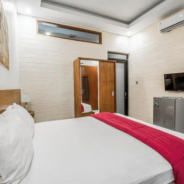 Saren Guesthouse Bali, hotel in Kerobokan