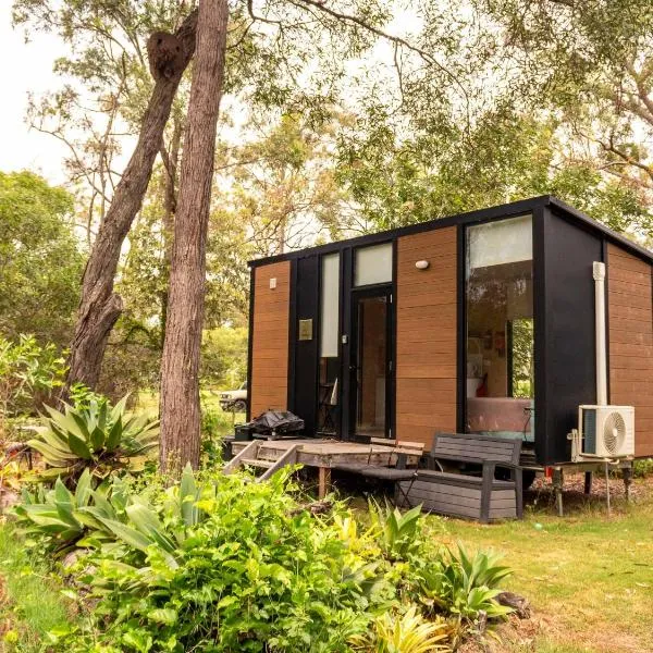 Garden Grove by Tiny Away, hotel v destinaci Howard