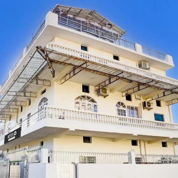 Super Hotel O Sudhowala Near Nanda ki Chowk、Jhājraのホテル