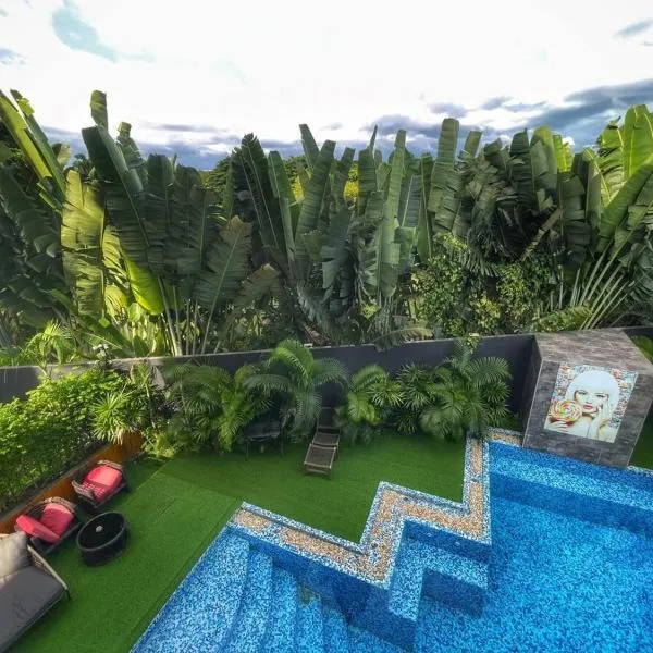 สัมผัสบรรยากาศพูลวิลล่าในพัทยา