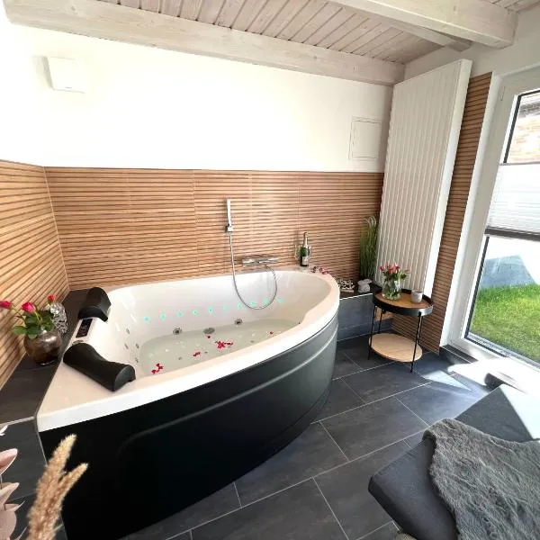 Balance Apartments by M&A - Sauna Blockhütte Whirlpool PRIVAT, Hotel in Witzenhausen