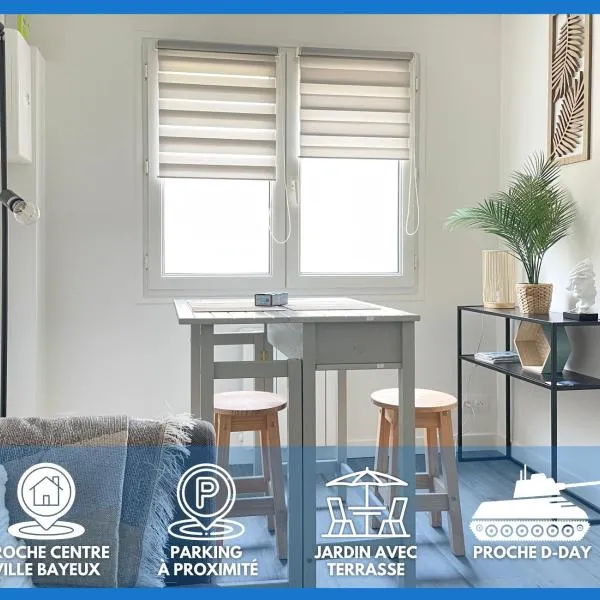 Les chats pitres Maison au calme rénovée avec jardin, terrasse aménagée, transats, abri à vélo, parking gratuit, 5 mn à pied du centre Bayeux proche des plages du débarquement, hotel in Bayeux