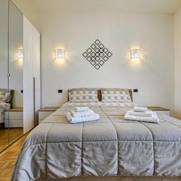 App 106m2 2letti matrimoniali e divano letto, box free - LA CASA VERDE - MilanoFieraRhoComo Saronno MXP Monza Ceriano laghetto, hotel v destinaci Ceriano Laghetto