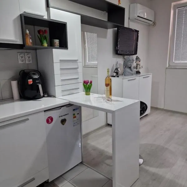 M & M Apartment, ξενοδοχείο στην Οχρίδα