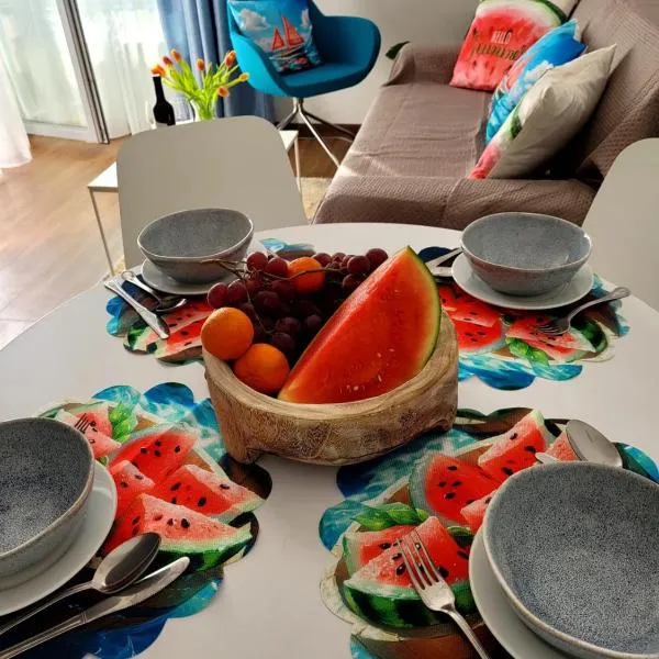 Apartament Arbuzowy Zachód Słońca, hotel v destinaci Pobierowo