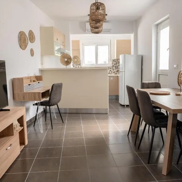 K&Ε guest house, hotel in Ampavris