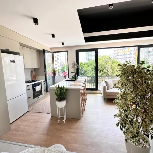 Marina ve sayapark avm yakın iki odalı tasarımlı güzel ev, hotel v destinaci Mersin