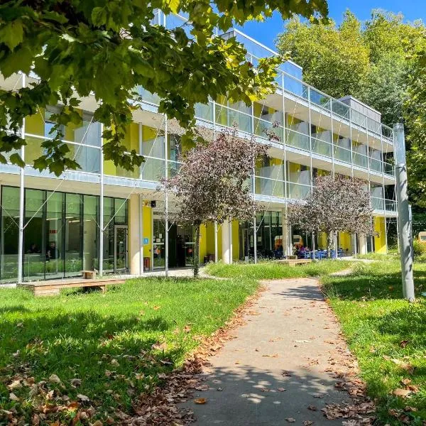 UBA Hostel, khách sạn ở San Sebastián