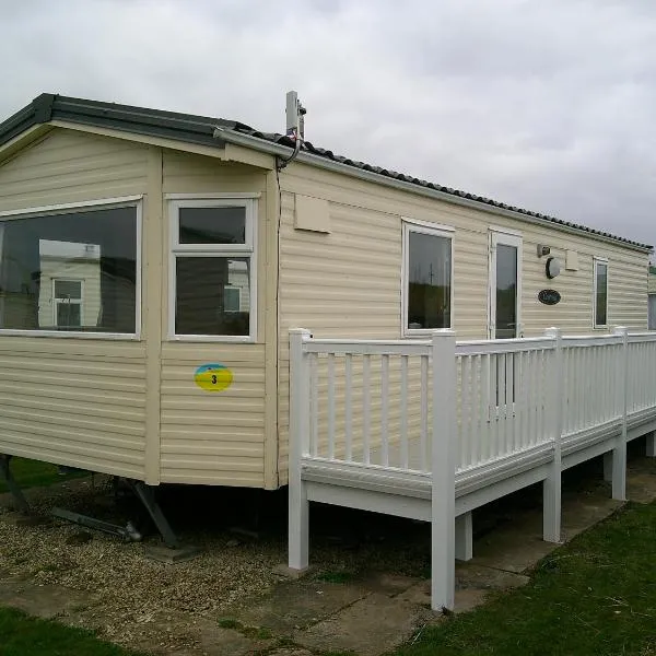 Seaview Contessa Ingoldmells 6 Berth Central Heated Close to site entrance FREE WIFI, מלון באינגולדמלס