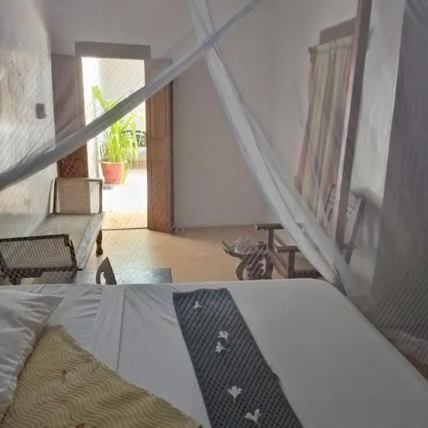 Ajooba House, hotel in Lamu