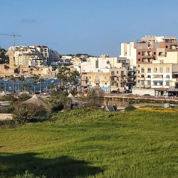 Seaview Apartment full of all commodities needed, hotel v destinaci Marsaskala