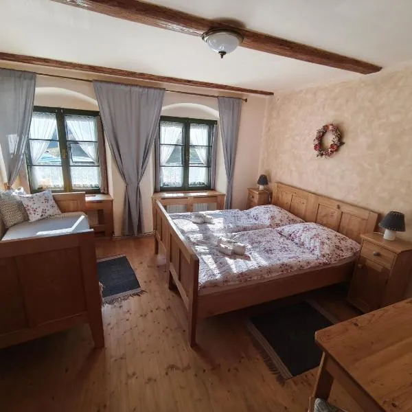 Apartmány U Koudelníka, hotel in Kutná Hora