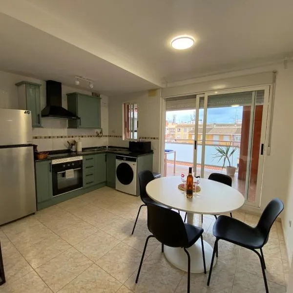 Apartamento playa de chilches, hotel v destinaci Chilches