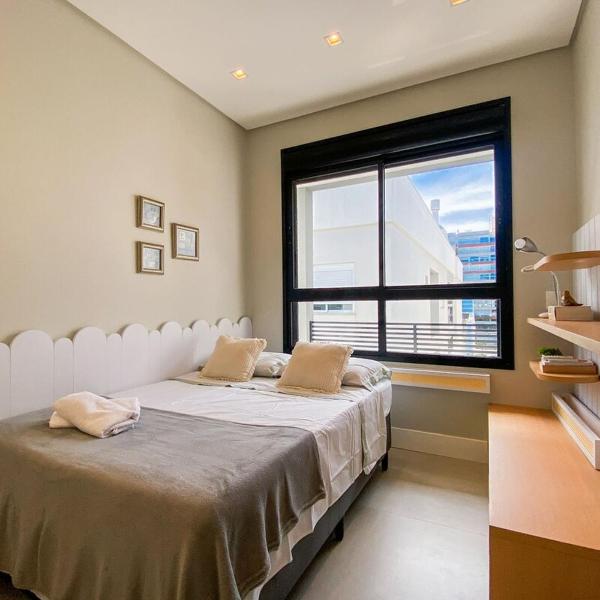 Lindo apto novo, decorado, prox ao mar - 0474 - Foto 2