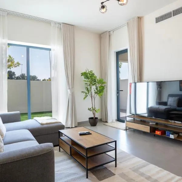 4br Spacious Villa Backyard, hôtel à Abu Dhabi