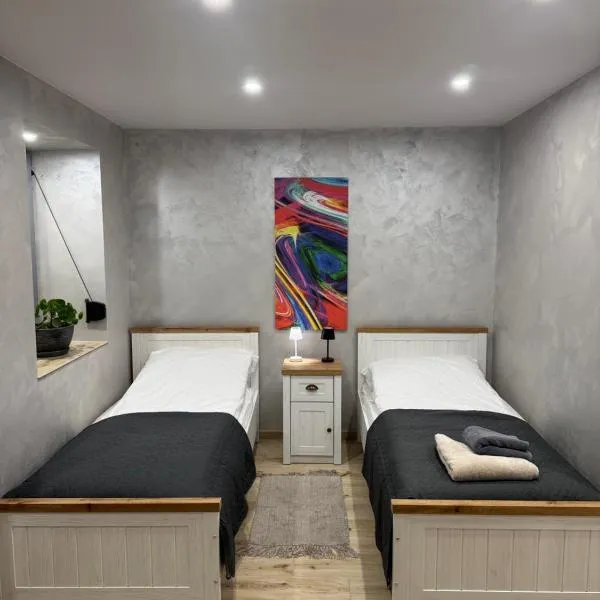Apartamenty CENTRUM MIASTA Tomaszowa Mazowieckiego Quick Check-in Szybkie zameldowanie, hotel v destinácii Tomaszów Mazowiecki