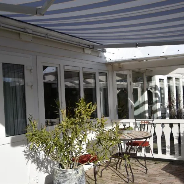 Goudkust, hotel Vlissingenben