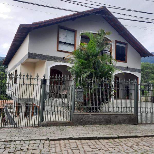 Aconchego no bairro mais charmoso da serra.