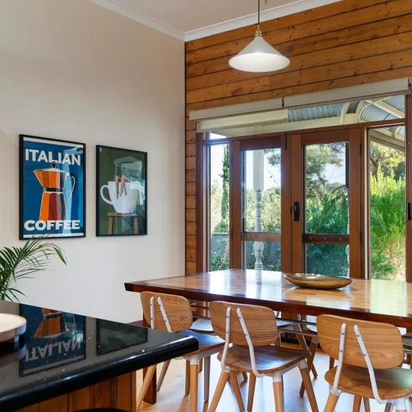 Spacious Goldfields Retreat - Central & Charming, ξενοδοχείο σε Castlemaine
