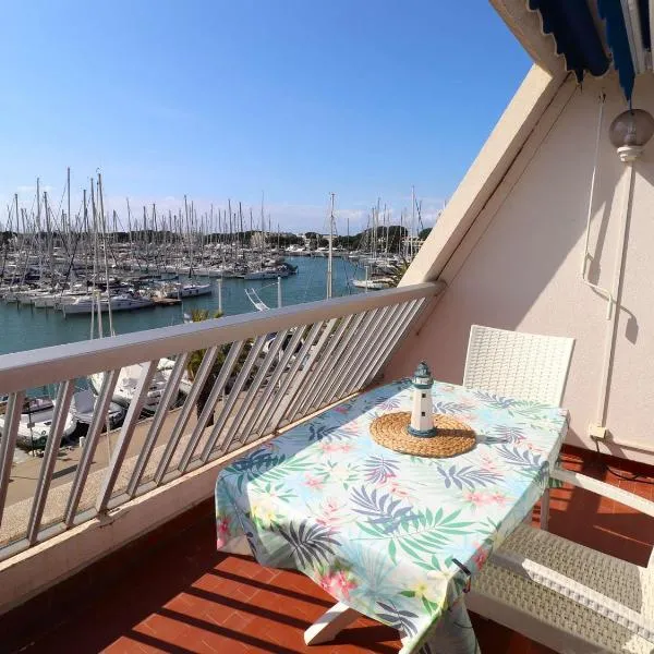 Studio Cabine avec Climatisation et Parking au Port, Proche Restaurants - FR-1-307-280, hotel Le Grau-du-Roi-ban