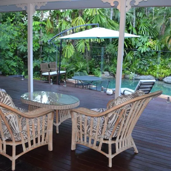 South Pacific Bed & Breakfast, hotel v destinaci Clifton Beach