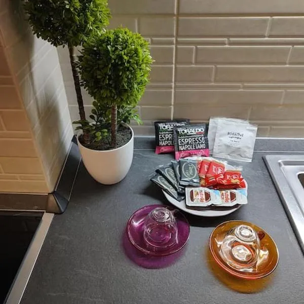 Appartamento 2 camere 1 bagno: Voghera'da bir otel