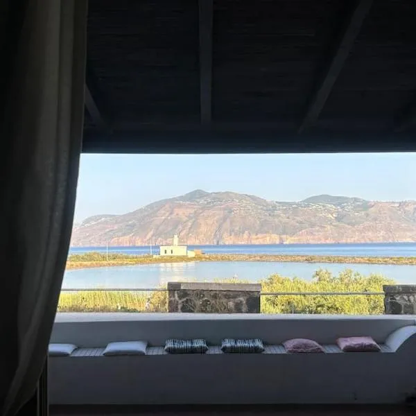 Vacanze Salina Monolocale vista mare, hotel v destinaci Lingua