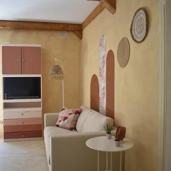 2 or 4-person apartment CasaDaEfde, hotel v destinaci Cingoli